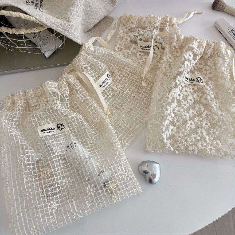 Travel Accessories Toiletries - Lace Embroidered Daisy Mesh Drawstring Makeup