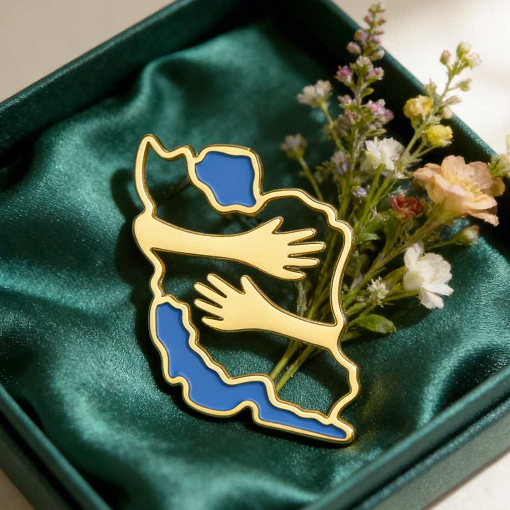 Dawapara Iran Map Shape Brooch - Travel Accessories Unisex review and price